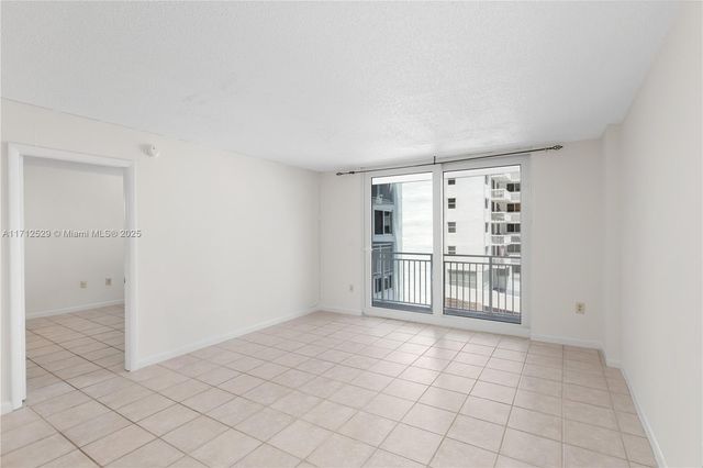 345 Ocean Dr 424, Miami Beach, FL 33139