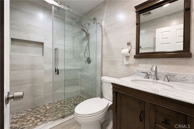 2431 N Lamer Street, Burbank, CA 91504