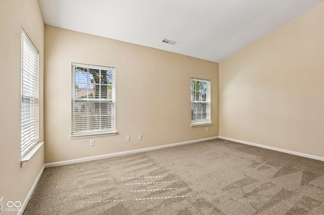 6929 Willow Pond Drive, Noblesville, IN 46062