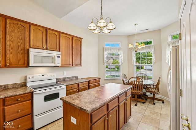 6929 Willow Pond Drive, Noblesville, IN 46062