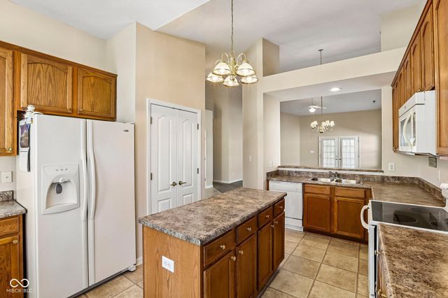 6929 Willow Pond Drive, Noblesville, IN 46062