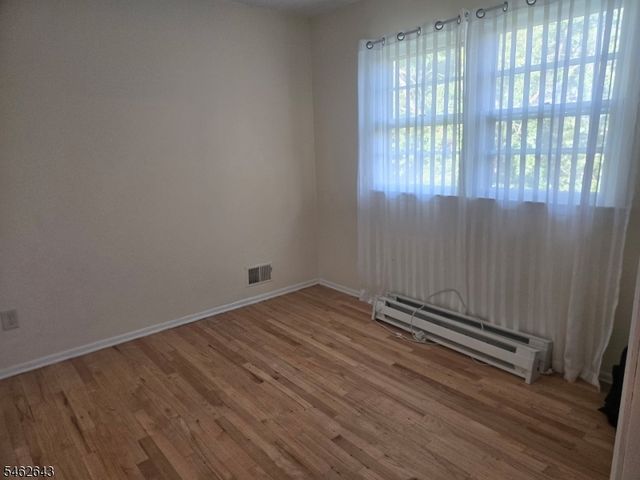 160 Woods Rd, Hillsborough Twp., NJ 08844