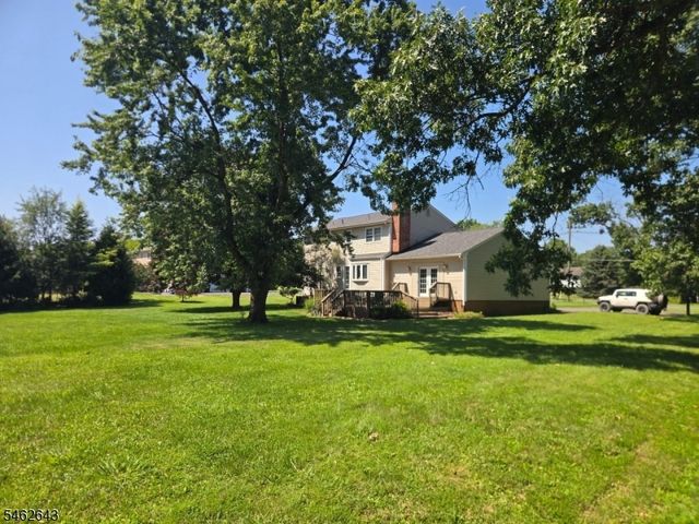 160 Woods Rd, Hillsborough Twp., NJ 08844