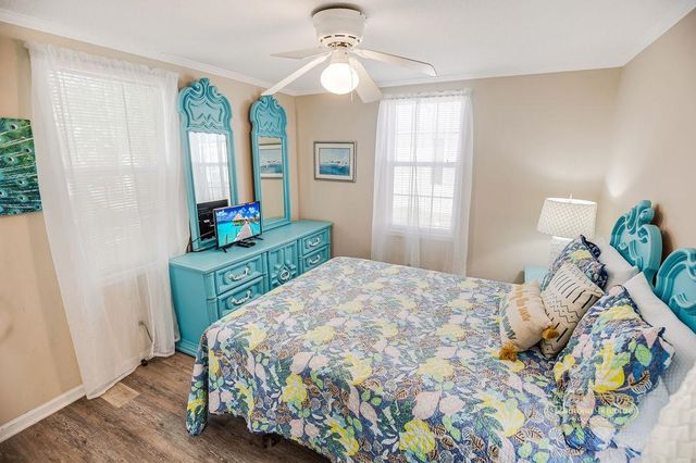 1693 Mason Circle, Surfside Beach, SC 29575
