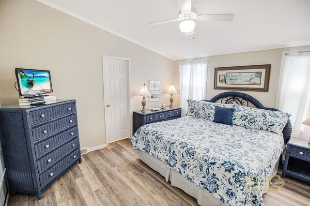 1693 Mason Circle, Surfside Beach, SC 29575