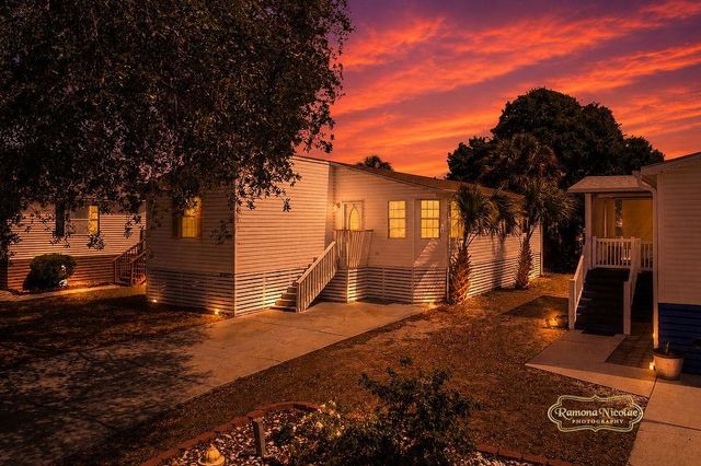 1693 Mason Circle, Surfside Beach, SC 29575