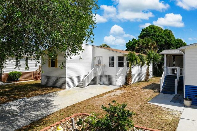 1693 Mason Circle, Surfside Beach, SC 29575