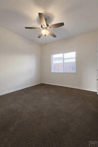 964 Peachcrest Dr, Pueblo, CO 81005