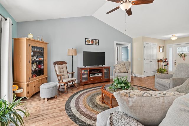 148 Penn Circle, Galivants Ferry, SC 29544