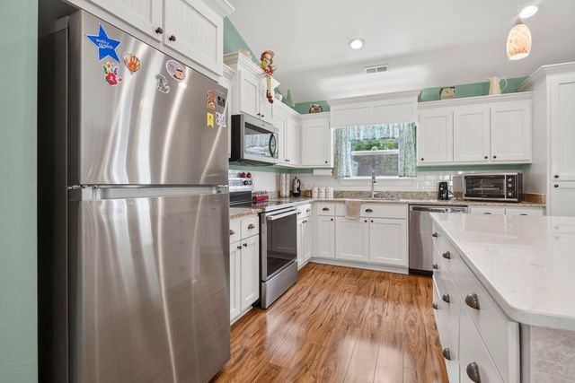 148 Penn Circle, Galivants Ferry, SC 29544