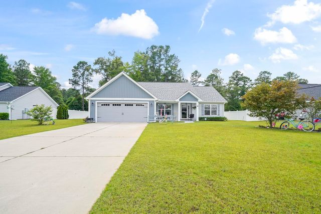 148 Penn Circle, Galivants Ferry, SC 29544