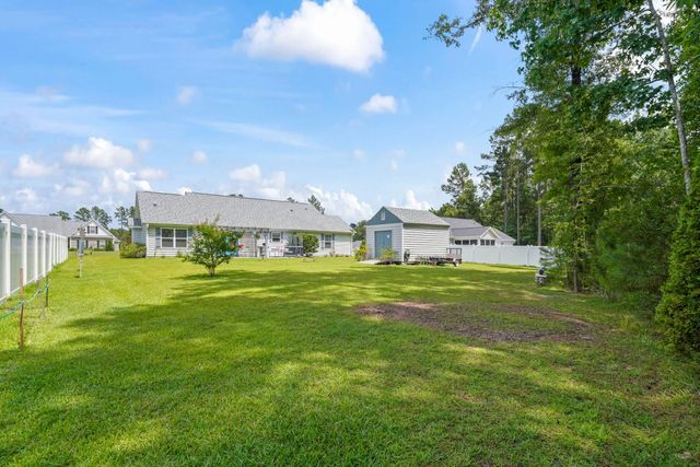148 Penn Circle, Galivants Ferry, SC 29544