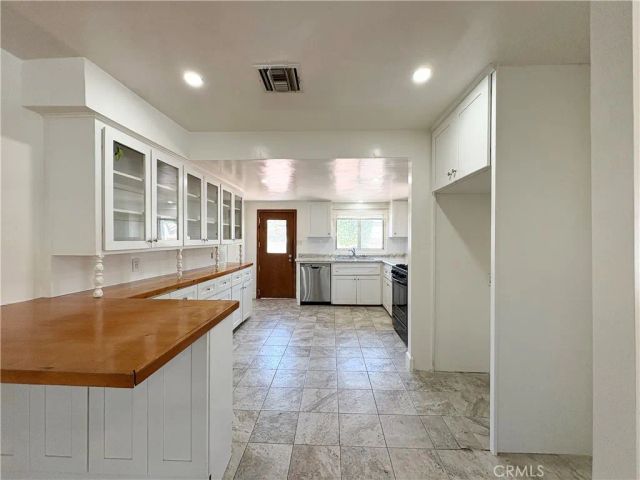 319 E Park, Ontario, CA 91761