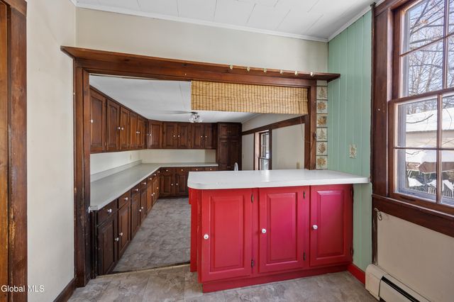 26 Elm Street, Warrensburg, NY 12885