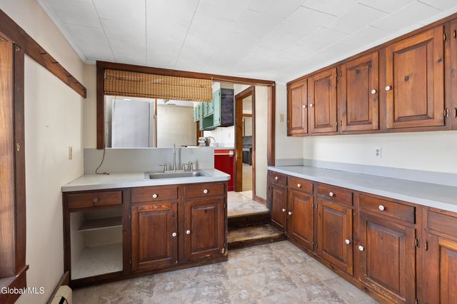 26 Elm Street, Warrensburg, NY 12885