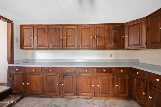 26 Elm Street, Warrensburg, NY 12885