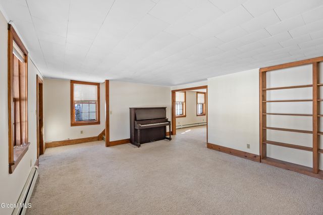 26 Elm Street, Warrensburg, NY 12885