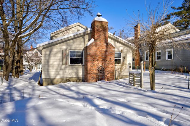 26 Elm Street, Warrensburg, NY 12885