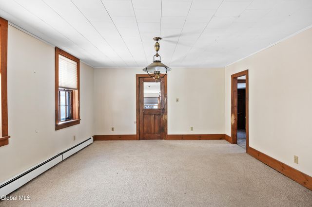 26 Elm Street, Warrensburg, NY 12885