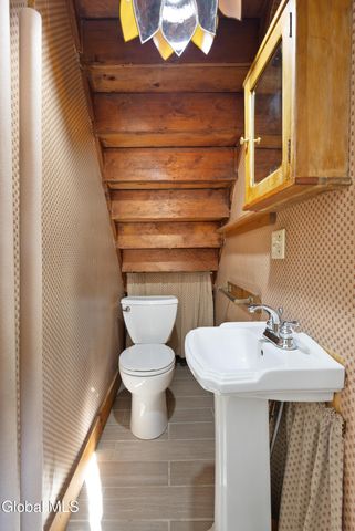 26 Elm Street, Warrensburg, NY 12885