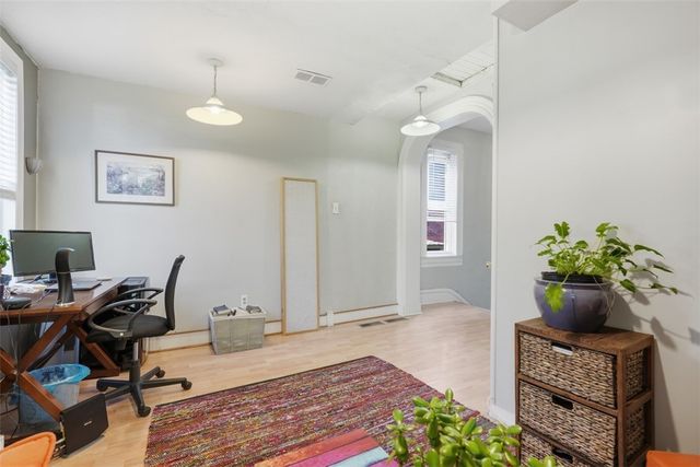 410 S Pacific Ave, Friendship Park, PA 15224