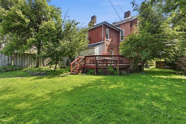 410 S Pacific Ave, Friendship Park, PA 15224