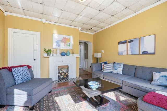 410 S Pacific Ave, Friendship Park, PA 15224