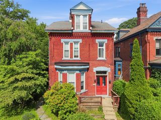 410 S Pacific Ave, Friendship Park, PA 15224