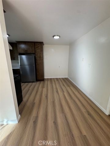 4221 E 60th Street E, Huntington Park, CA 90255