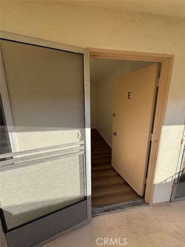 4221 E 60th Street E, Huntington Park, CA 90255