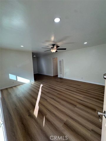 4221 E 60th Street E, Huntington Park, CA 90255