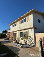4221 E 60th Street E, Huntington Park, CA 90255