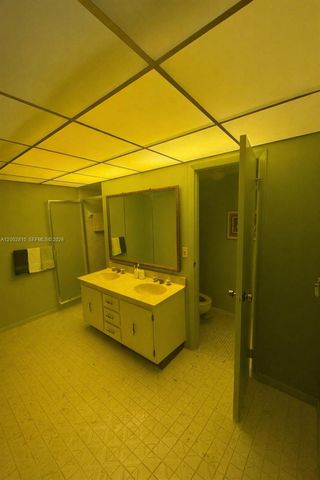 1500 S Ocean Dr 4F, Hollywood, FL 33019