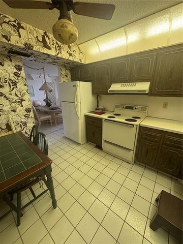 1500 S Ocean Dr 4F, Hollywood, FL 33019