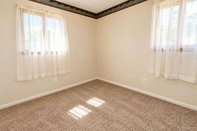 18285 Deering Street, Livonia, MI 48152