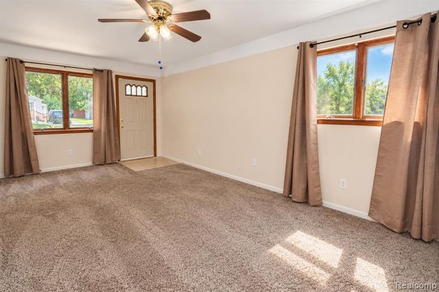 18285 Deering Street, Livonia, MI 48152