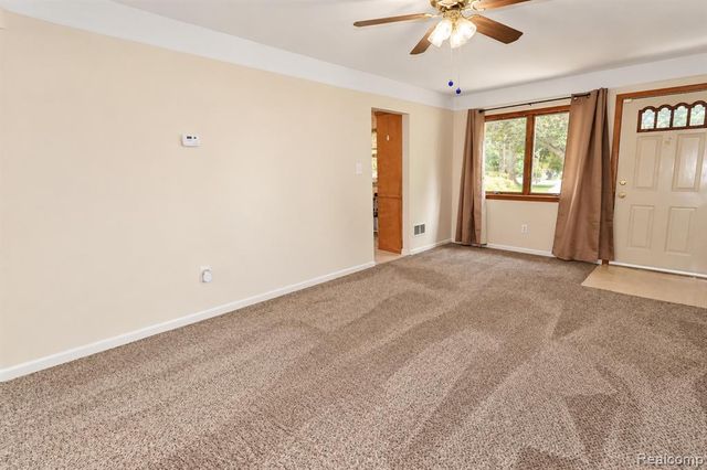 18285 Deering Street, Livonia, MI 48152