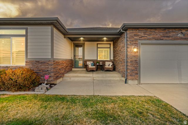 1168 W TIVOLI WAY, Syracuse, UT 84075