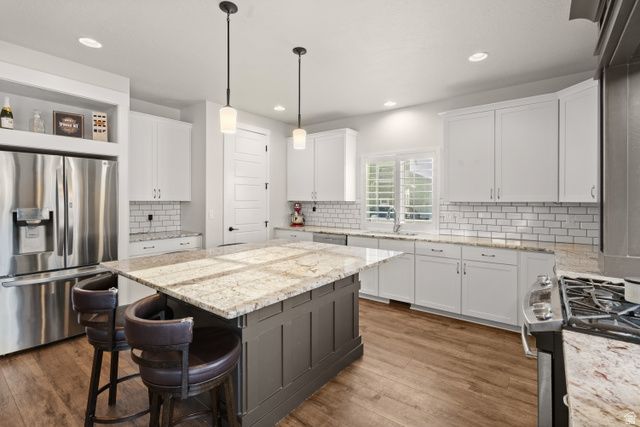 1168 W TIVOLI WAY, Syracuse, UT 84075