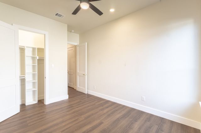 1444 Long Avenue, River Oaks, TX 76114