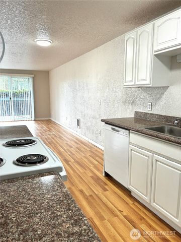 15409 9th Avenue SW, Burien, WA 98166