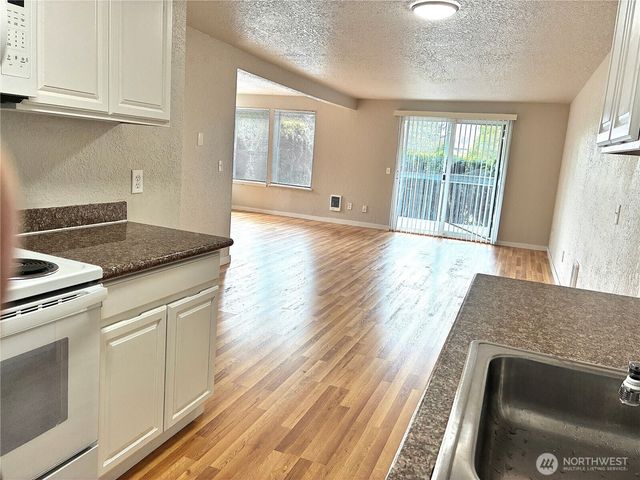 15409 9th Avenue SW, Burien, WA 98166