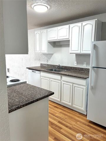 15409 9th Avenue SW, Burien, WA 98166