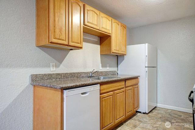 15409 9th Avenue SW, Burien, WA 98166