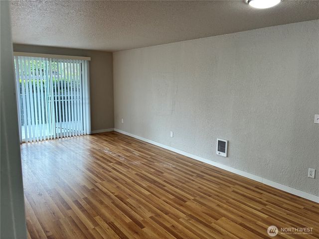 15409 9th Avenue SW, Burien, WA 98166