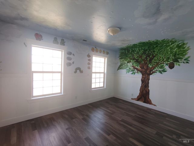 8125 S Legolas Pl, Boise, ID 83709
