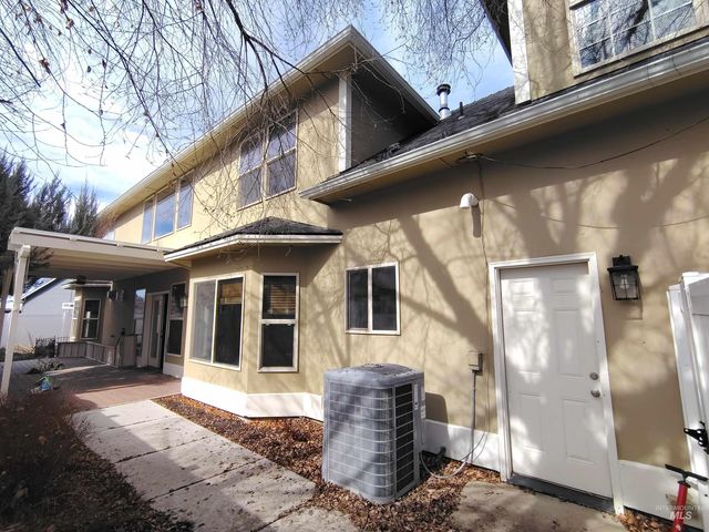 8125 S Legolas Pl, Boise, ID 83709