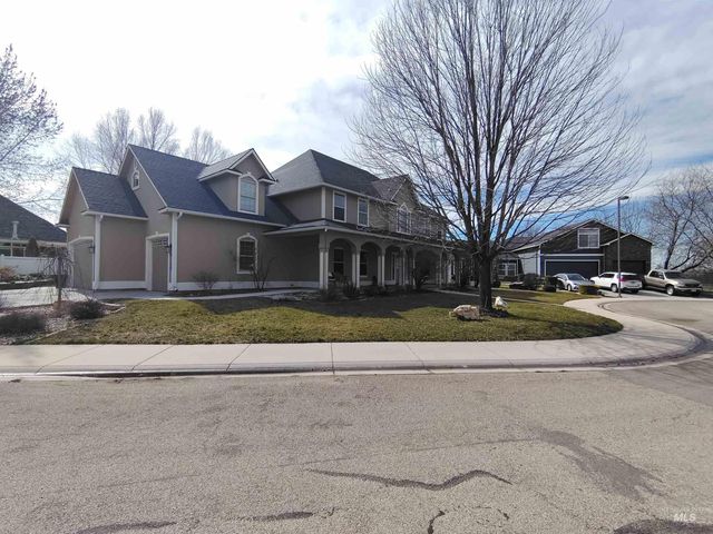 8125 S Legolas Pl, Boise, ID 83709