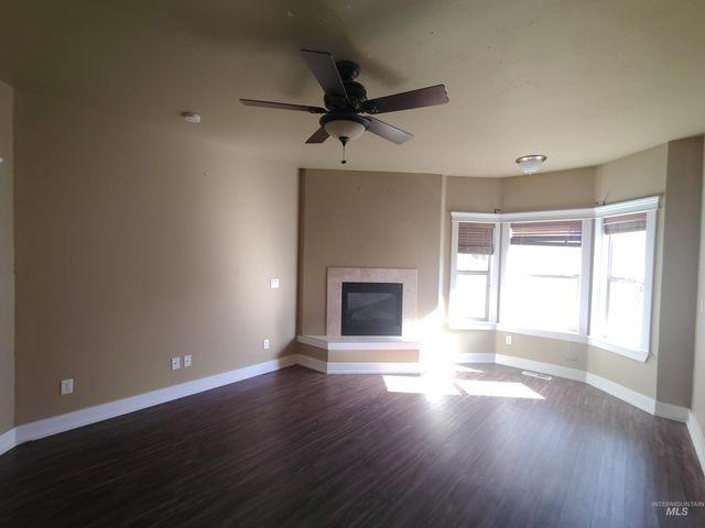 8125 S Legolas Pl, Boise, ID 83709