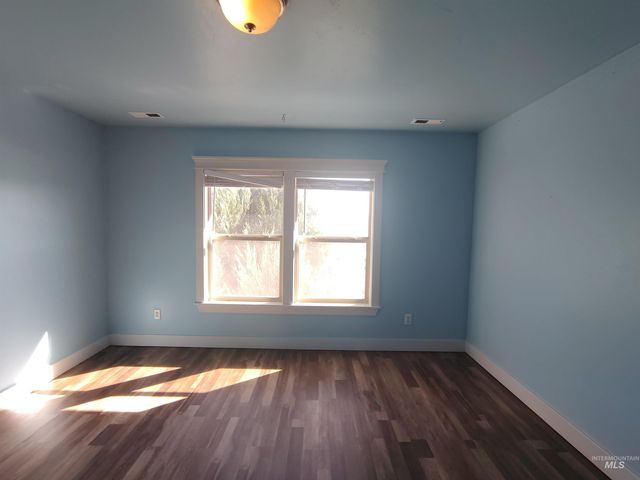 8125 S Legolas Pl, Boise, ID 83709